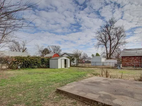 8919 E 47th St, Tulsa, OK 74145 photo 23
