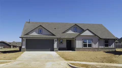 13334 E 43rd St, Tulsa, OK 74134 photo 1