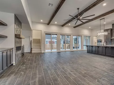 1004 E 37th St S, Tulsa, OK 74105 photo 6