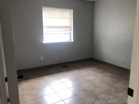 12126 E 36th St, Tulsa, OK 74146 photo 22