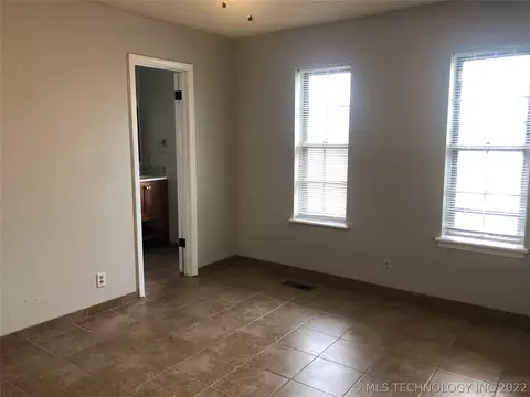 12126 E 36th St, Tulsa, OK 74146 photo 15
