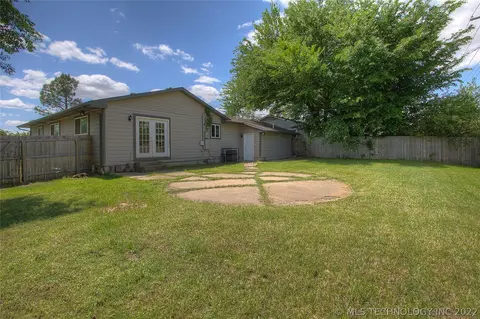 5947 E 26th St, Tulsa, OK 74114 photo 23