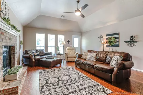 19506 E 37th St S, Broken Arrow, OK 74014 photo 13