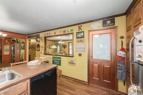 1511 E Maple St, Cushing, OK 74023 photo 14