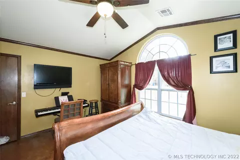 1511 E Maple St, Cushing, OK 74023 photo 19