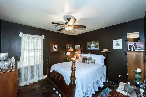 1511 E Maple St, Cushing, OK 74023 photo 15