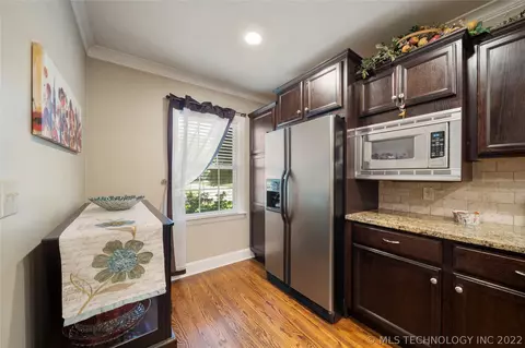 2446 E 18th St, Tulsa, OK 74104 photo 32