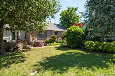 2446 E 18th St, Tulsa, OK 74104 photo 10