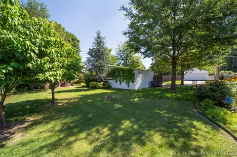 2446 E 18th St, Tulsa, OK 74104 photo 9