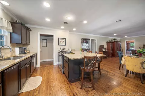 2446 E 18th St, Tulsa, OK 74104 photo 26