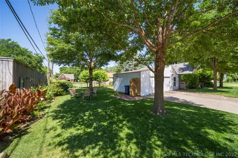 2446 E 18th St, Tulsa, OK 74104 photo 7