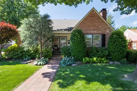 2446 E 18th St, Tulsa, OK 74104 photo 4