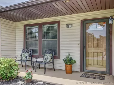 8613 E 77th Pl, Tulsa, OK 74133 photo 2