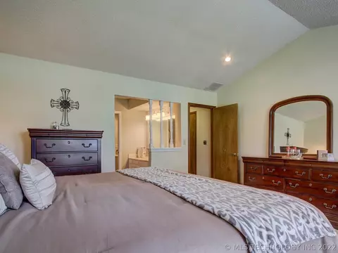 8613 E 77th Pl, Tulsa, OK 74133 photo 18