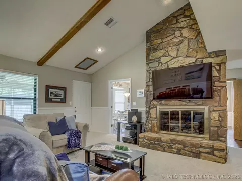 8613 E 77th Pl, Tulsa, OK 74133 photo 5