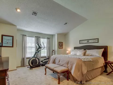 8613 E 77th Pl, Tulsa, OK 74133 photo 17