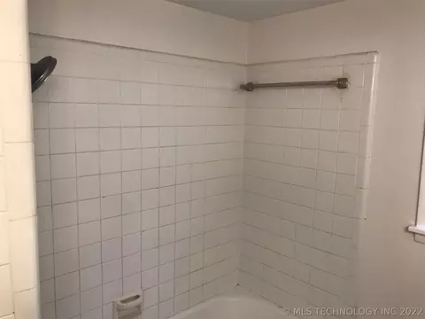 7537 E 26th Ct, Tulsa, OK 74129 photo 12