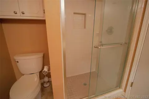 7025 E 70th St, Tulsa, OK 74133 photo 17