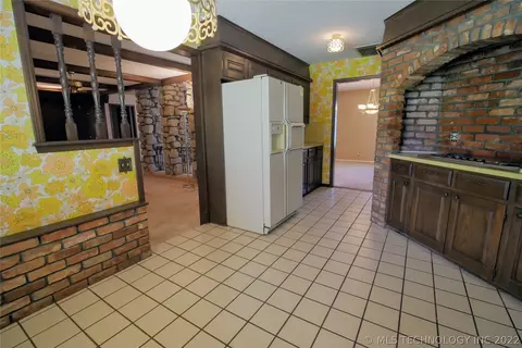 7025 E 70th St, Tulsa, OK 74133 photo 6