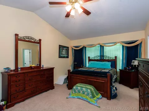 12448 E 35th St, Tulsa, OK 74146 photo 17
