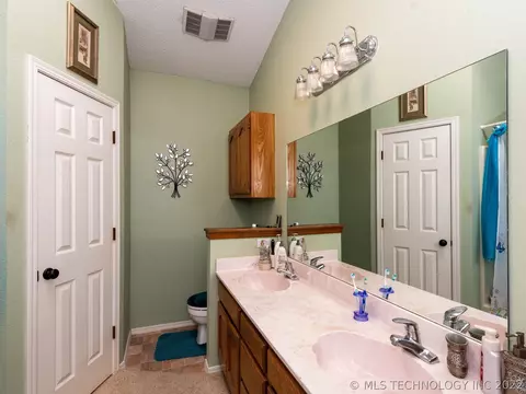 12448 E 35th St, Tulsa, OK 74146 photo 20