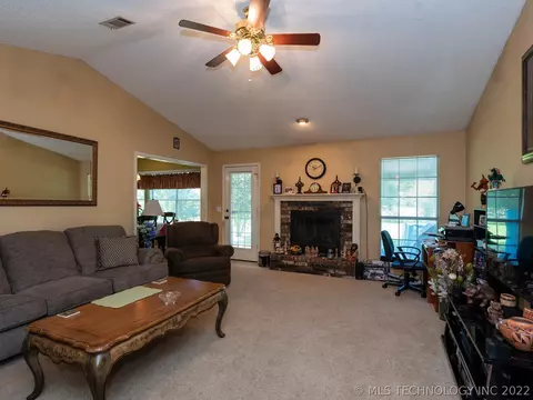 12448 E 35th St, Tulsa, OK 74146 photo 5