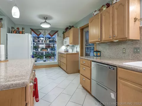 2993 E 78th St, Tulsa, OK 74136 photo 12