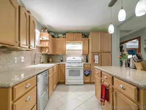 2993 E 78th St, Tulsa, OK 74136 photo 11
