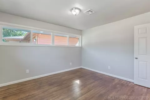 4520 E 38th Pl Pl, Tulsa, OK 74135 photo 17