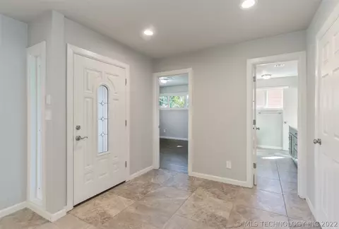 4520 E 38th Pl Pl, Tulsa, OK 74135 photo 19