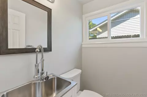 4520 E 38th Pl Pl, Tulsa, OK 74135 photo 30
