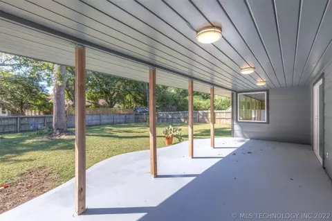 4520 E 38th Pl Pl, Tulsa, OK 74135 photo 32