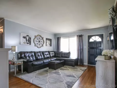 6723 E 28th Pl, Tulsa, OK 74129 photo 5