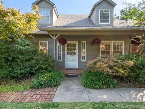 5920 E 80th St, Tulsa, OK 74136 photo 2