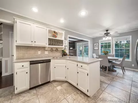 5920 E 80th St, Tulsa, OK 74136 photo 17