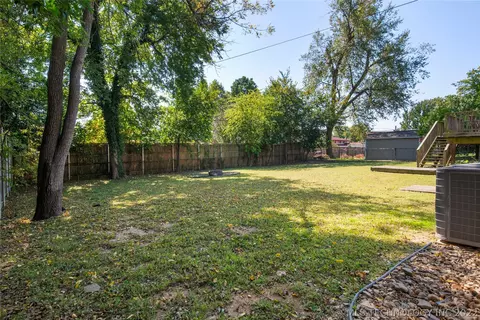 2120 E 31 St, Tulsa, OK 74105 photo 2