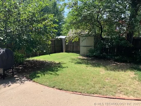 968 E 36th Pl, Tulsa, OK 74105 photo 7