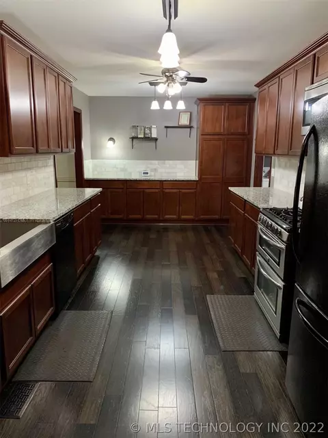 2118 E 55th Ct, Tulsa, OK 74105 photo 8