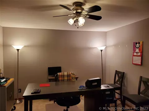 2118 E 55th Ct, Tulsa, OK 74105 photo 4
