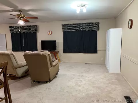 2118 E 55th Ct, Tulsa, OK 74105 photo 9