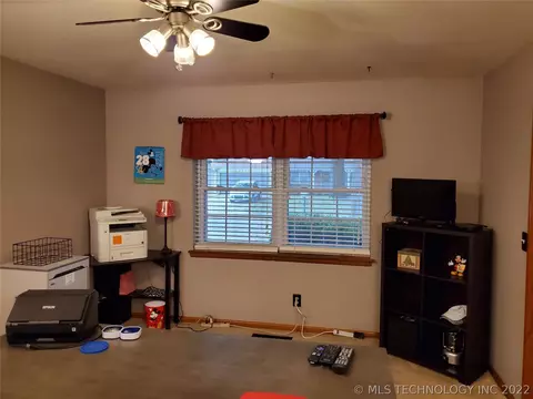 2118 E 55th Ct, Tulsa, OK 74105 photo 5