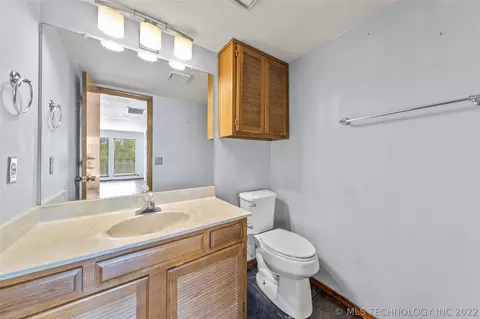 5610 E 76th St, Tulsa, OK 74136 photo 16