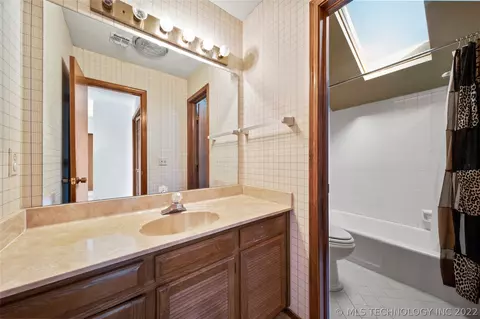 5610 E 76th St, Tulsa, OK 74136 photo 32
