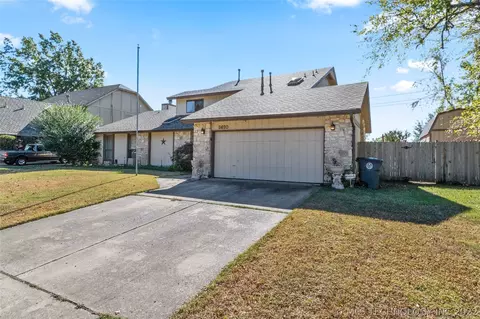 5610 E 76th St, Tulsa, OK 74136 photo 2