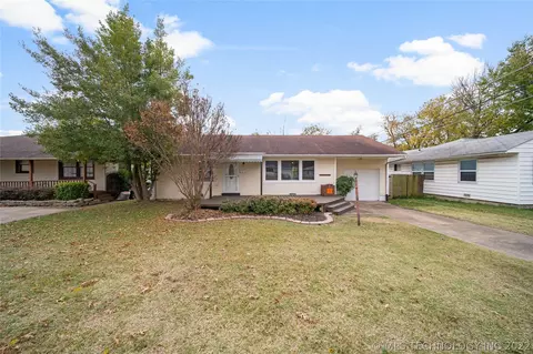 4034 E 25th St, Tulsa, OK 74114 photo 2