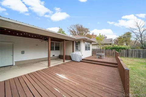 4034 E 25th St, Tulsa, OK 74114 photo 8