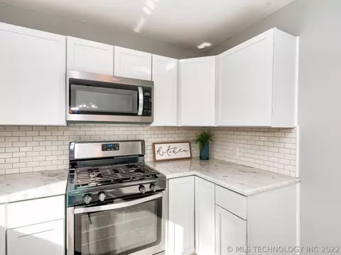 319 E Midway St, Broken Arrow, OK 74012 photo 12
