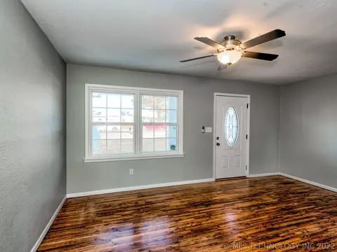319 E Midway St, Broken Arrow, OK 74012 photo 6