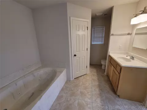 20296 E 32nd Pl S, Broken Arrow, OK 74014 photo 19