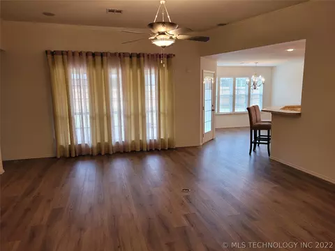20296 E 32nd Pl S, Broken Arrow, OK 74014 photo 8